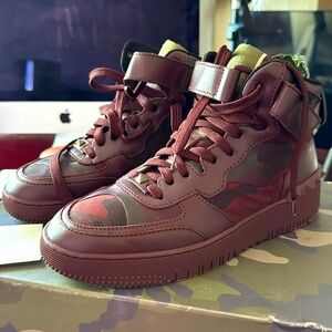 Authentic brand new Valentino GARAVANI